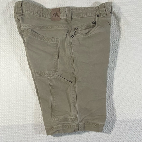prAna Organic Cotton Khaki Cargo Outdoor Hiking Camping Shorts Women Sz 30W X 9L - Picture 13 of 16